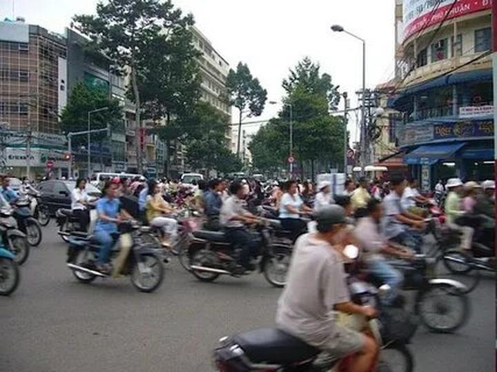 Hotspot Matrix và Người Phụ Nữ